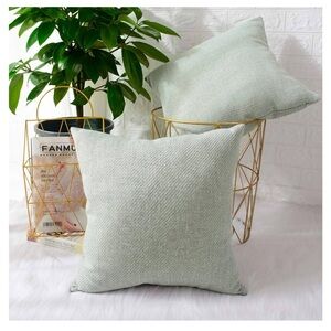 Light Green Throw Pillow Set 18 x 18 inches